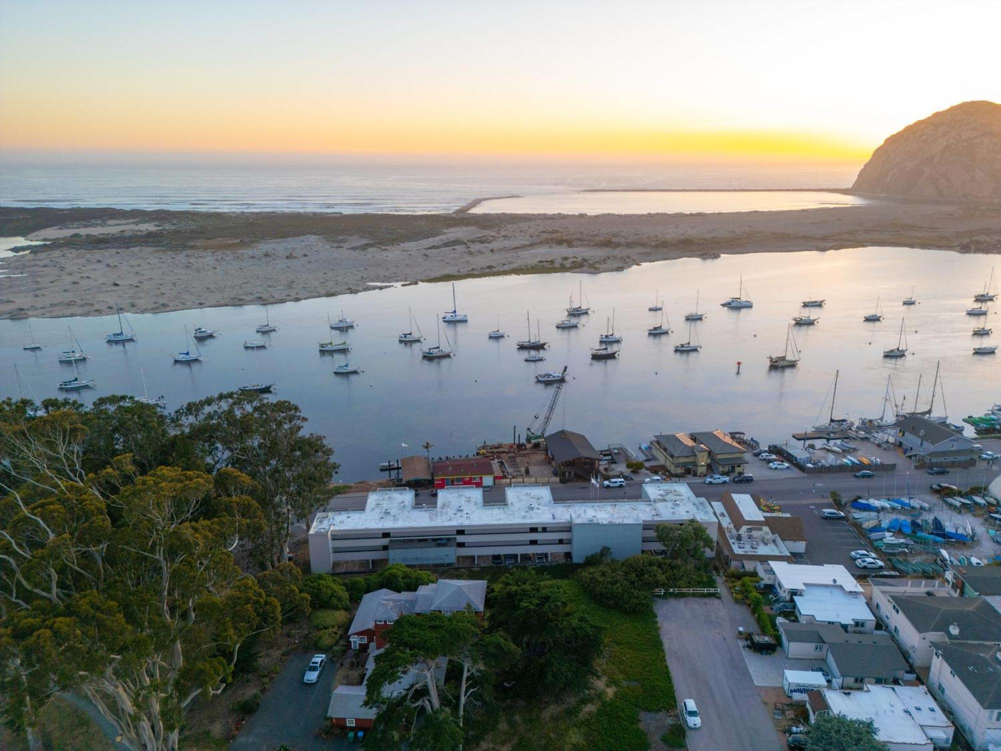 456 Embarcadero Inn&Suites Morro Bay Exterior foto